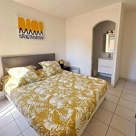 En Roussillon Malibu Village Apartmán *