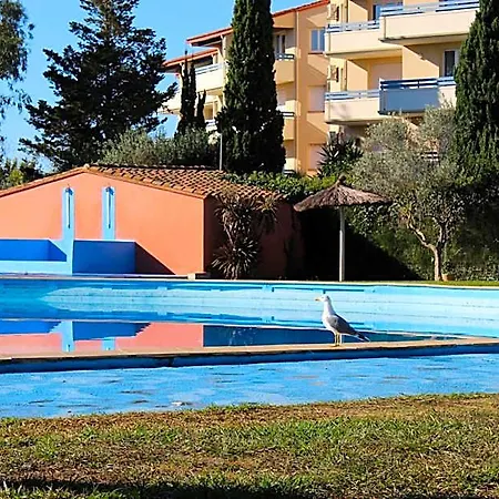 En Roussillon Malibu Village
